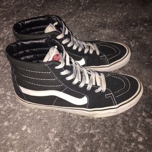 Black Vans Sk8-hi / High Tops